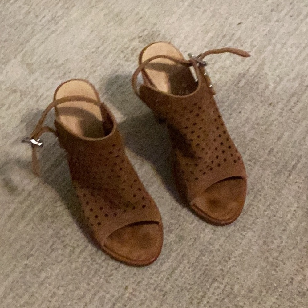 Rag and bone Wyatt Ankle Strap Heels Sandals in Tobacco